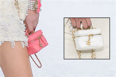 Chanel vanity bag 2021